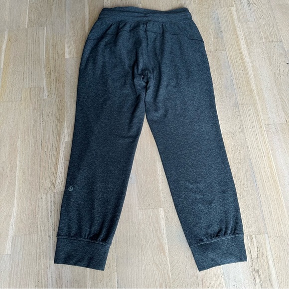 Lululemon Ready to Rulu Cropped Jogger US4 - Picture 9 of 12